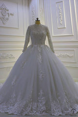 842 - White Wedding Dresses $799.99