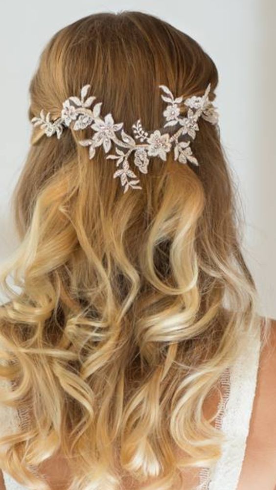 30+ Bridal Hairstyles for Perfect Big Day