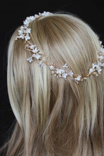 30+ Bridal Hairstyles for Perfect Big Day; Prom/hoco hair; Wedding updo hairstyles; Braid styles for long or medium length hair; Easy hairstyles for women.
