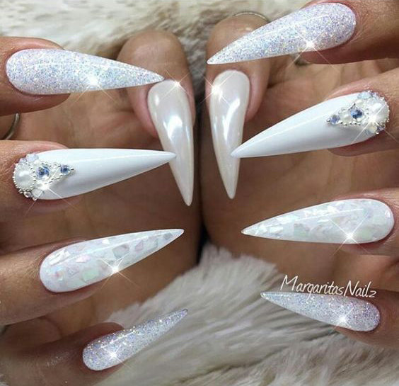 White Color Best For Elegant Stiletto Nails; White Stiletto nails; cute Stiletto nails; Stiletto coffin nails; easy Stiletto nails; Stiletto nails designs;