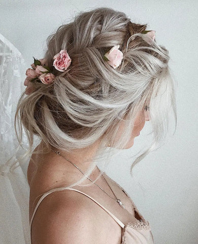 Hairstyles Made For A Breezy Beach Wedding