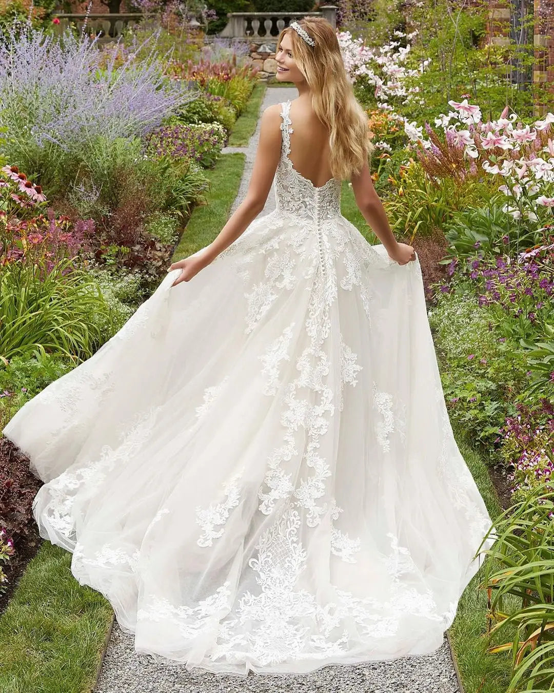 Chic A-line style Wedding Dresses 2022
