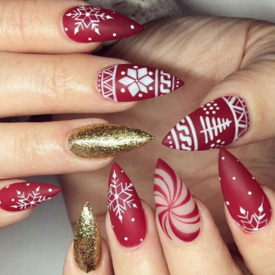 50+ Christmas Red Stiletto Nail Art Ideas; Christmas nail art design; Christmas nail art design stiletto; simple Christmas nail art design.Stiletto Nail Art;Red Stiletto Nail Art; Red Nail Art;