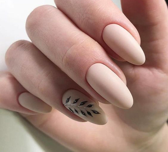 20+ Cool Tropical Leaves Nails Designs; Tropical Leaves nails; design de unhas; Геометрия Дизайн ногтей; Дизайн ногтей; Summer nails; Beach nails; Vocation nails; nail shop; nail salon; simple nails;