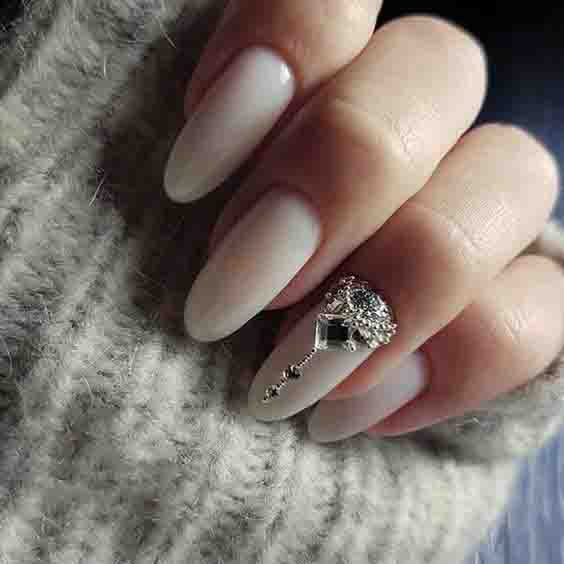 36+ Graduation Nails Designs for 2019; nude nails; Graduation nails;mani; unique nails; simple nails; 