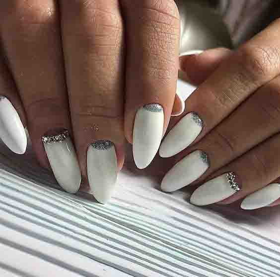 36+ Graduation Nails Designs for 2019; nude nails; Graduation nails;mani; unique nails; simple nails; 