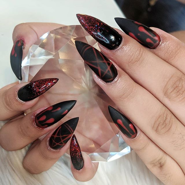 60 + Halloween Nail Art Ideas