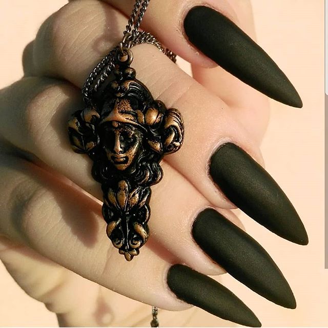 60 + Halloween Nail Art Ideas