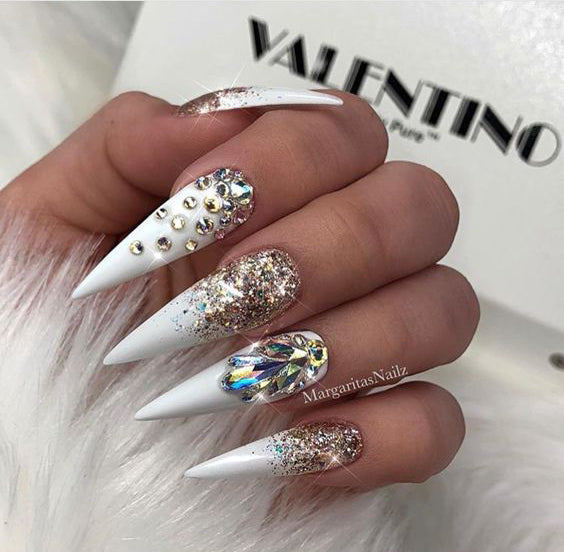 White Color Best For Elegant Stiletto Nails; White Stiletto nails; cute Stiletto nails; Stiletto coffin nails; easy Stiletto nails; Stiletto nails designs;