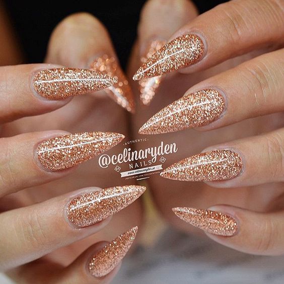 Gold Glitter Stiletto Nails; Gold Stiletto nails; cute Stiletto nails; Stiletto coffin nails; easy Stiletto nails; Stiletto nails designs;