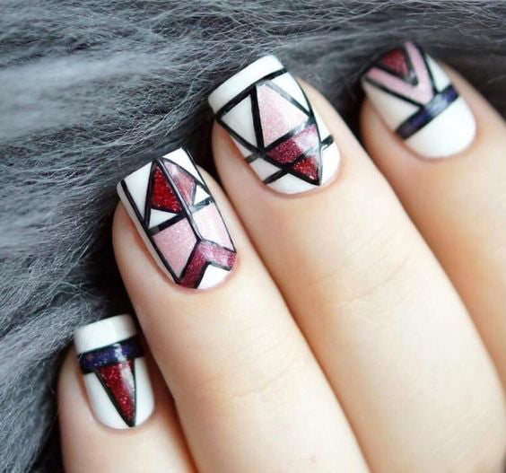 Manicure Geometric Nail Art Ideas ; design de unhas; Геометрия Дизайн ногтей; Дизайн ногтей; geometric nails; Grey nails; manicure; nail shop; nail salon;