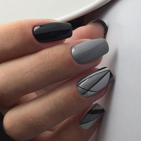 Manicure Geometric Nail Art Ideas ; design de unhas; Геометрия Дизайн ногтей; Дизайн ногтей; geometric nails; Grey nails; manicure; nail shop; nail salon;