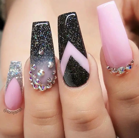 40 + Nude Nail Art Ideas to Mix Up Your Basic Manicure