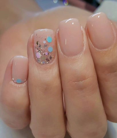 40 + Nude Nail Art Ideas to Mix Up Your Basic Manicure
