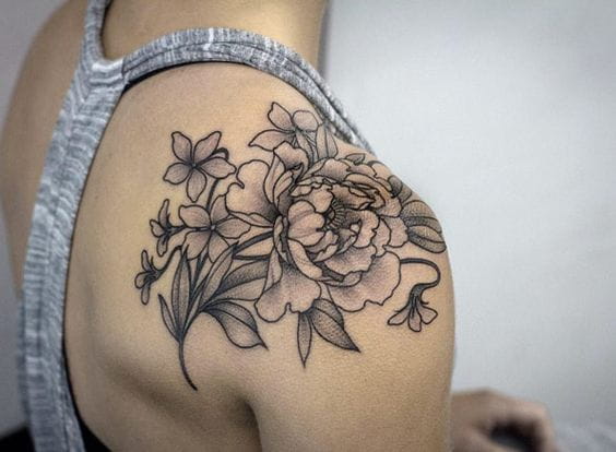 50+ Shoulder Tattoo For Woman;Simple Shoulder tattoo ; flower tattoos; rose tattoos; beautiful tattoos; Shoulder tattoos; sex tattoos