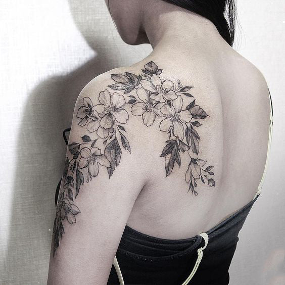 50+ Shoulder Tattoo For Woman;Simple Shoulder tattoo ; flower tattoos; rose tattoos; beautiful tattoos; Shoulder tattoos; sex tattoos