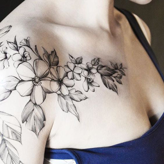 50+ Shoulder Tattoo For Woman;Simple Shoulder tattoo ; flower tattoos; rose tattoos; beautiful tattoos; Shoulder tattoos; sex tattoos