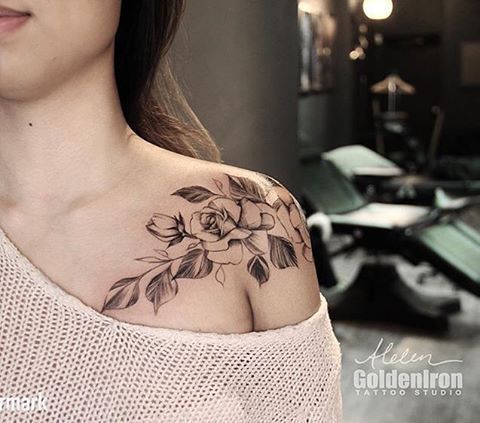 50+ Shoulder Tattoo For Woman;Simple Shoulder tattoo ; flower tattoos; rose tattoos; beautiful tattoos; Shoulder tattoos; sex tattoos