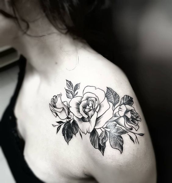 50+ Shoulder Tattoo For Woman;Simple Shoulder tattoo ; flower tattoos; rose tattoos; beautiful tattoos; Shoulder tattoos; sex tattoos