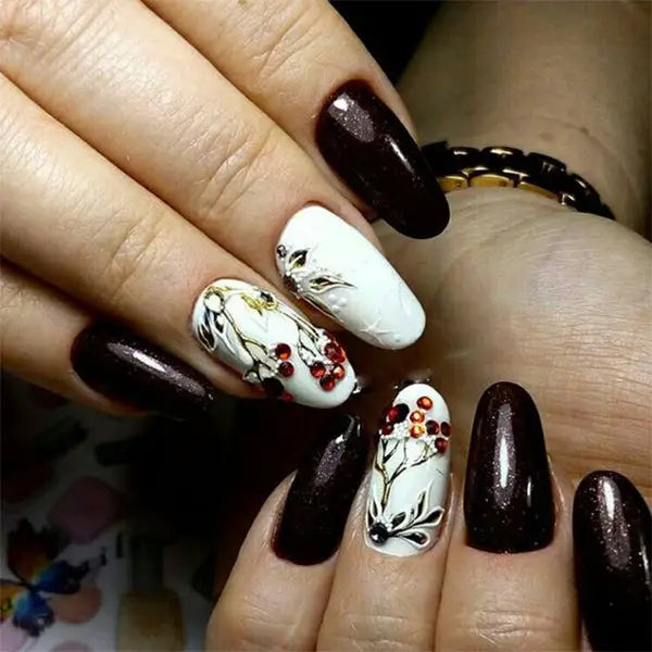 Amazing  Winter Snowy Nails Art Design; Christmas nails; winter nails; Snow nails; White nails