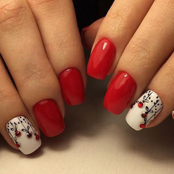 Amazing  Winter Snowy Nails Art Design; Christmas nails; winter nails; Snow nails; White nails