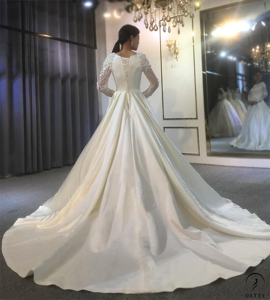 round neck long sleeve white dress OSTTY