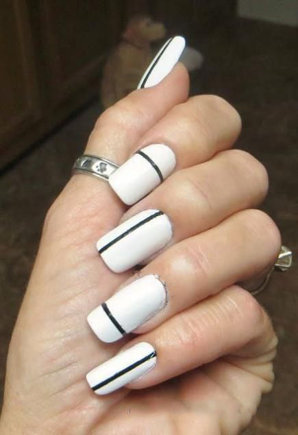 Manicure Geometric Nail Art Ideas ; design de unhas; Геометрия Дизайн ногтей; Дизайн ногтей; geometric nails; white naills; manicure; nail shop; nail salon;